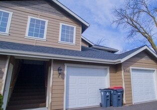 Building Photo - 2513 Corona Ave