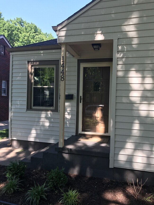 1448 Front Door - 1448 N Woodland Ave