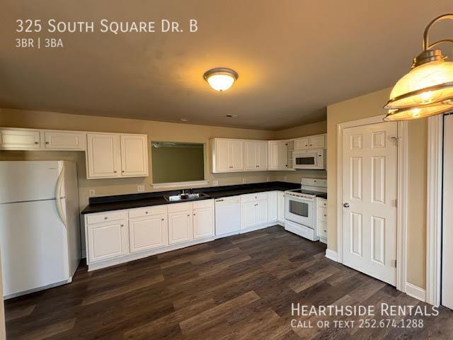 Foto del edificio - 325 S Square Dr