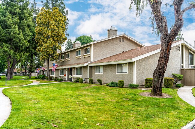 Building Photo - Vista Loma Village