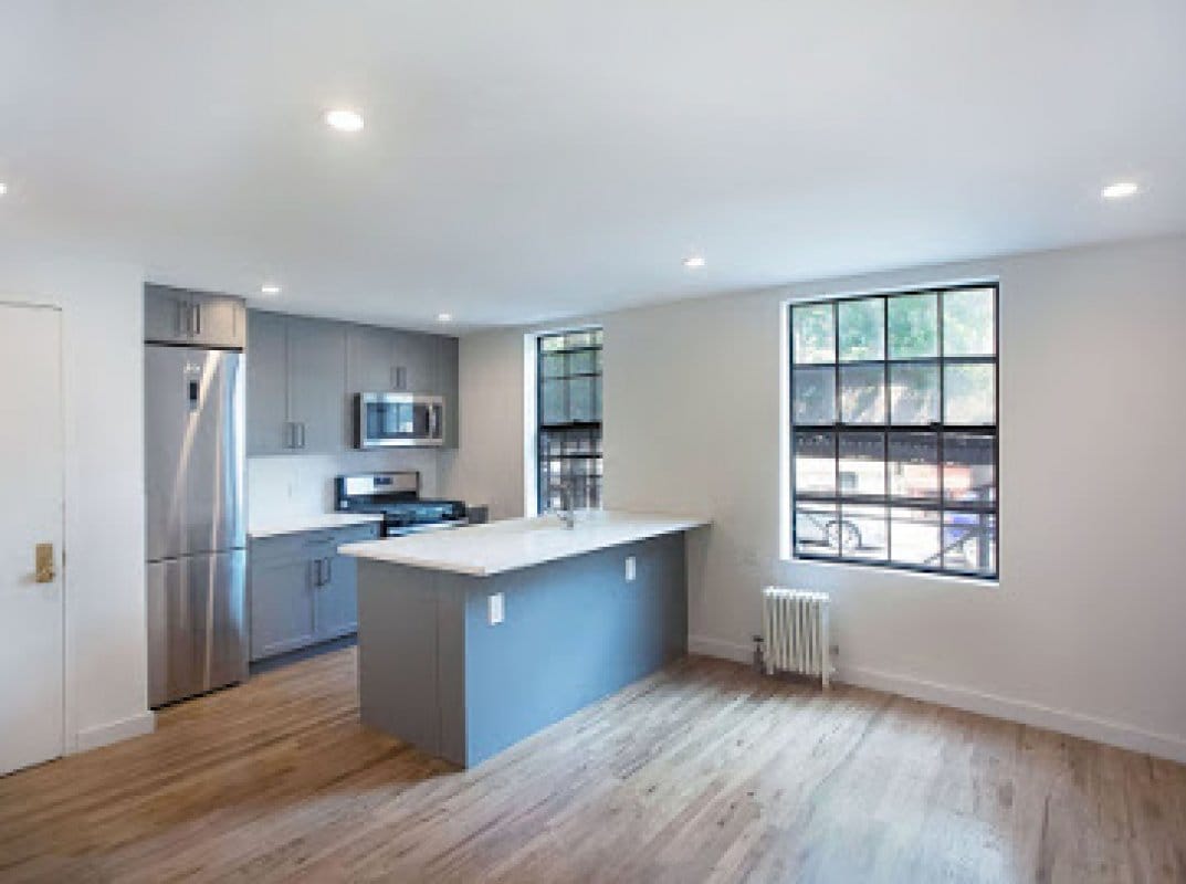 Primary Photo - 227 W 149th St