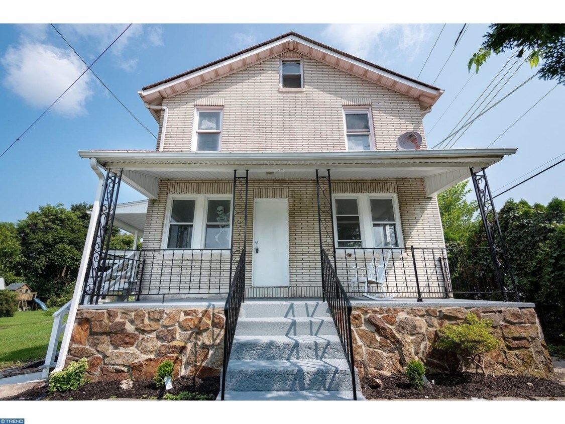 1145 Beaumont Ave Unit APT A, Temple, PA 19560 Apartments in Temple