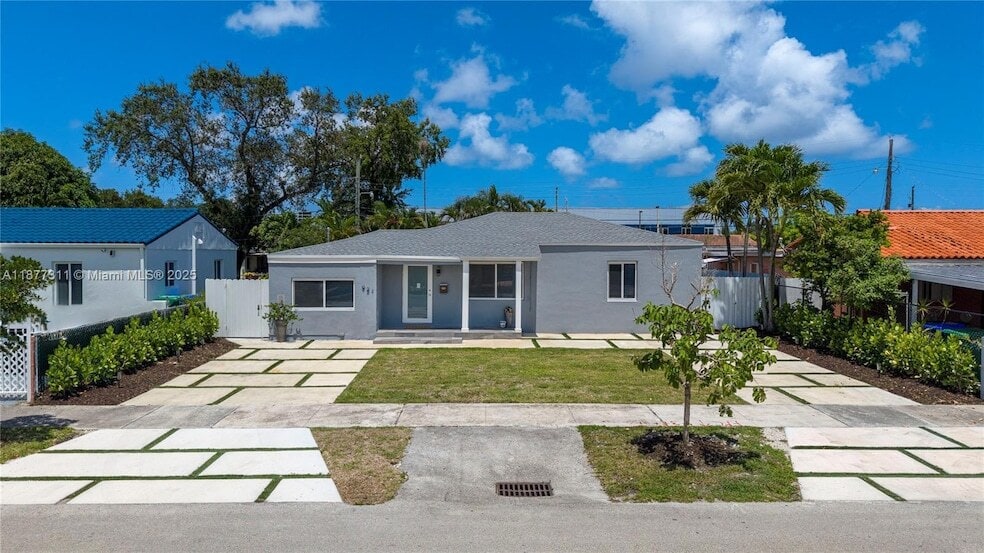 Primary Photo - 921 NW 30th Ct