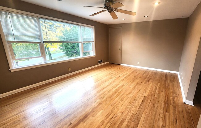 Foto del edificio - Rupp - 4372/4374 S Kinnickinnic Ave