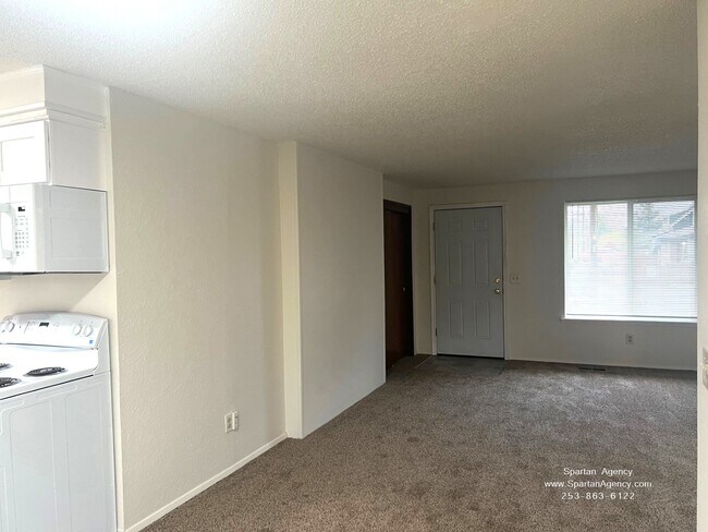 Foto del edificio - 803 9th St NW