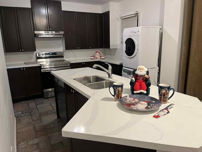 Photo du bâtiment - 2299 Wiseman Crt