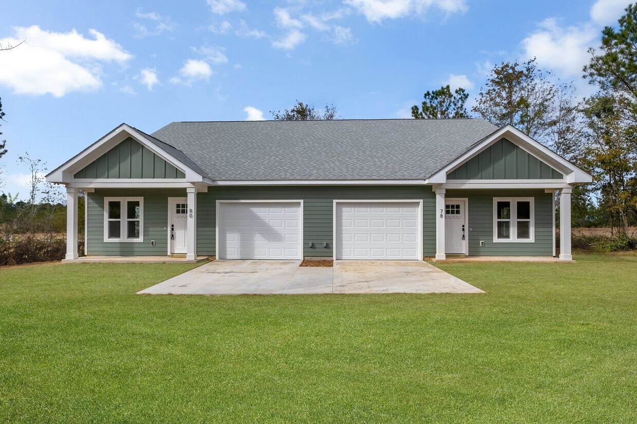 Foto principal - 80 Capri Ln