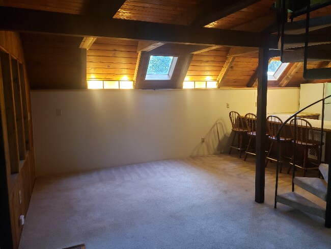Building Photo - 51 8th Ave
