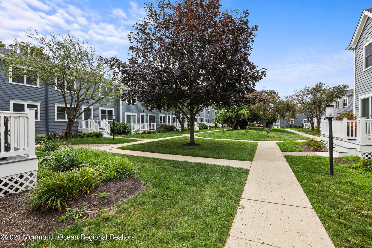 31 Cedar Ave Unit 21, Long Branch, NJ 07740 Condo for Rent in Long Branch, NJ