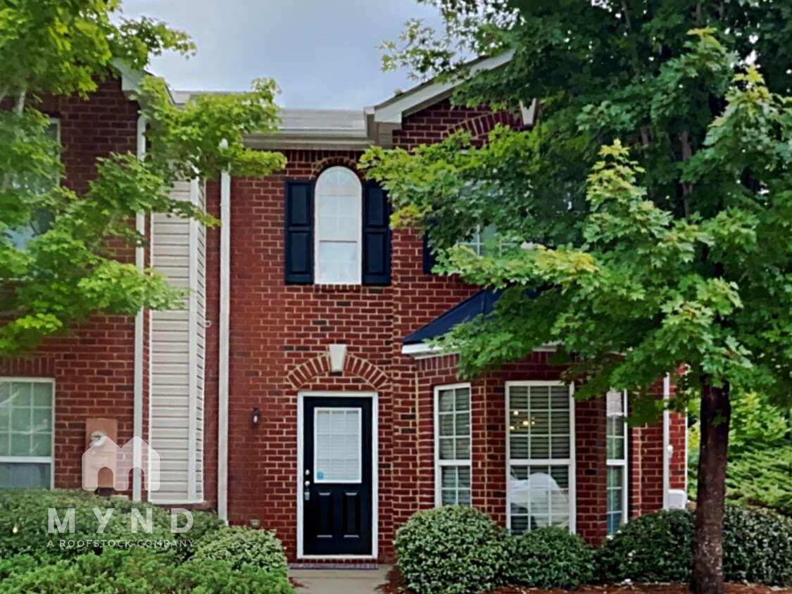 Foto principal - 5618 Union Pointe Dr