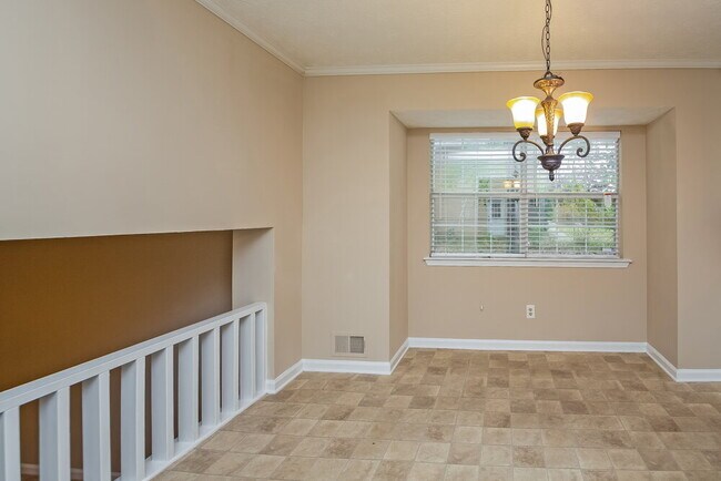 Foto del edificio - 5972 Nell Ln