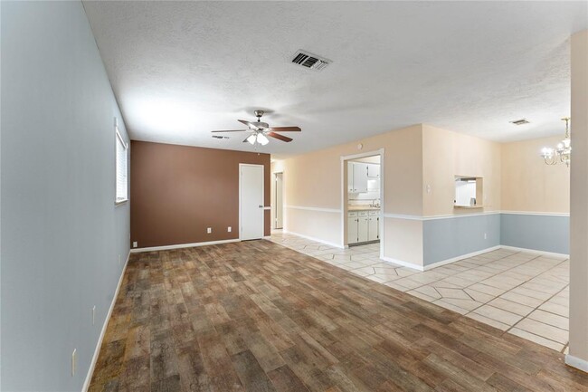 Building Photo - 1326 Kappa St