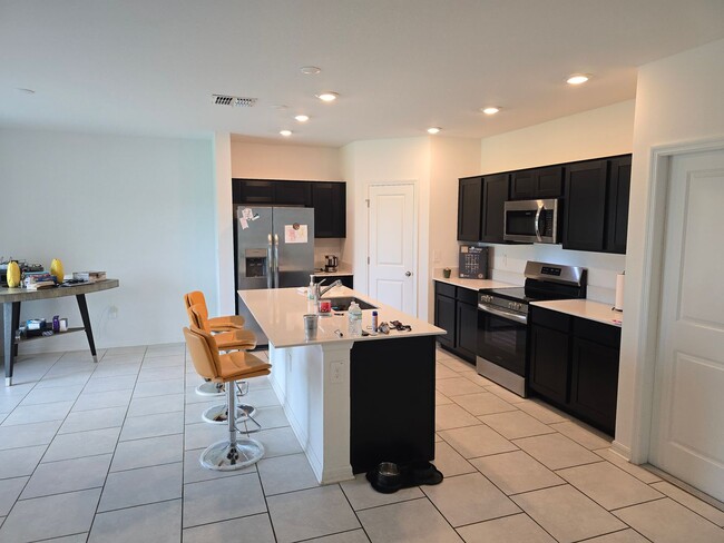 Building Photo - 4 bed 2.5 bath home built in 2024