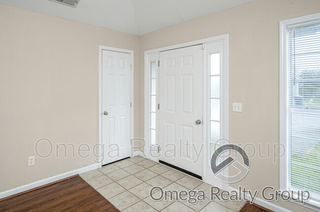 Building Photo - 183 Flagstone Ln