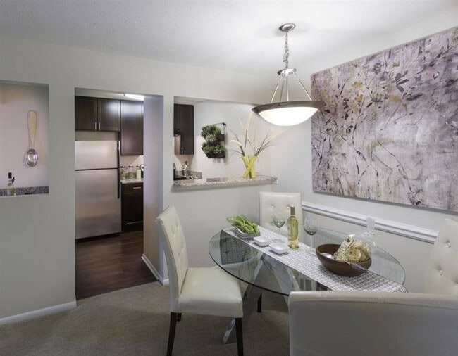 Foto del edificio - Cherry Knoll