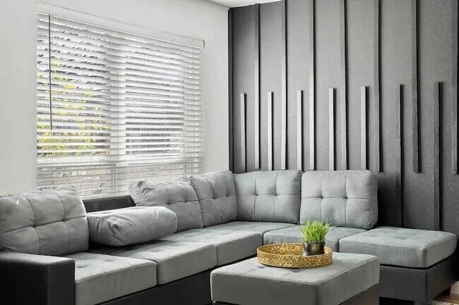 Foto del edificio - 4811 Live Oak St