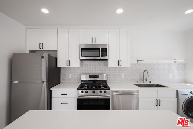 Building Photo - 2546 3rd St