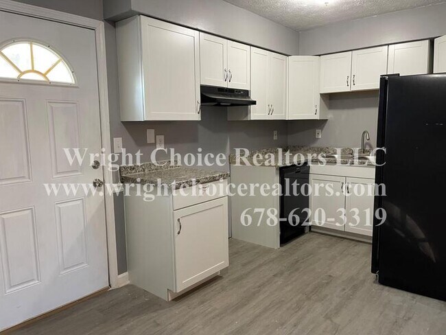 Building Photo - 2648 Evans Mill Dr