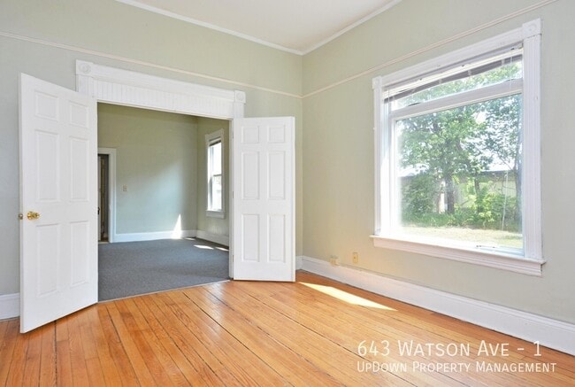 Building Photo - 643 Watson Ave