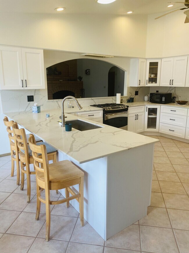 Photo - 9300 N Calle Loma Linda House