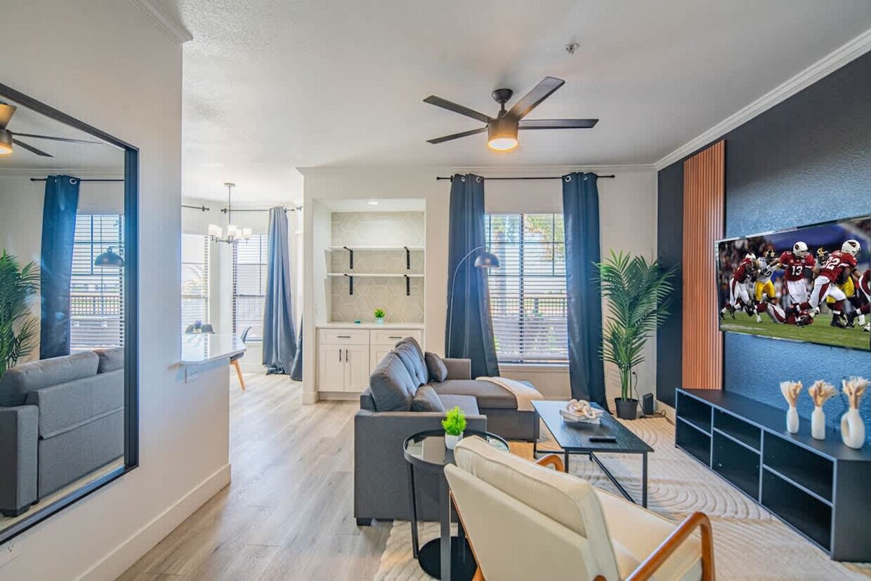 Foto principal - 7455 N 95th Ave