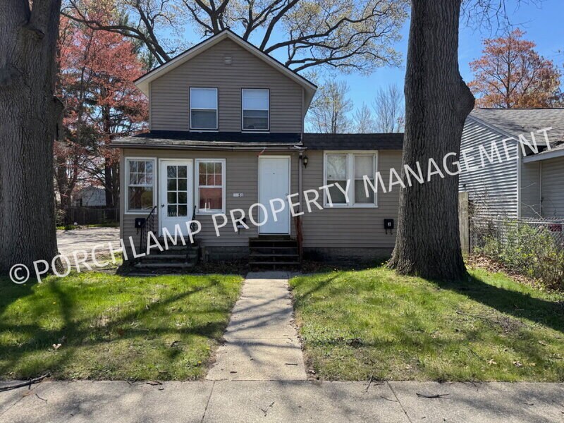 Foto principal - 2051 Sisson St