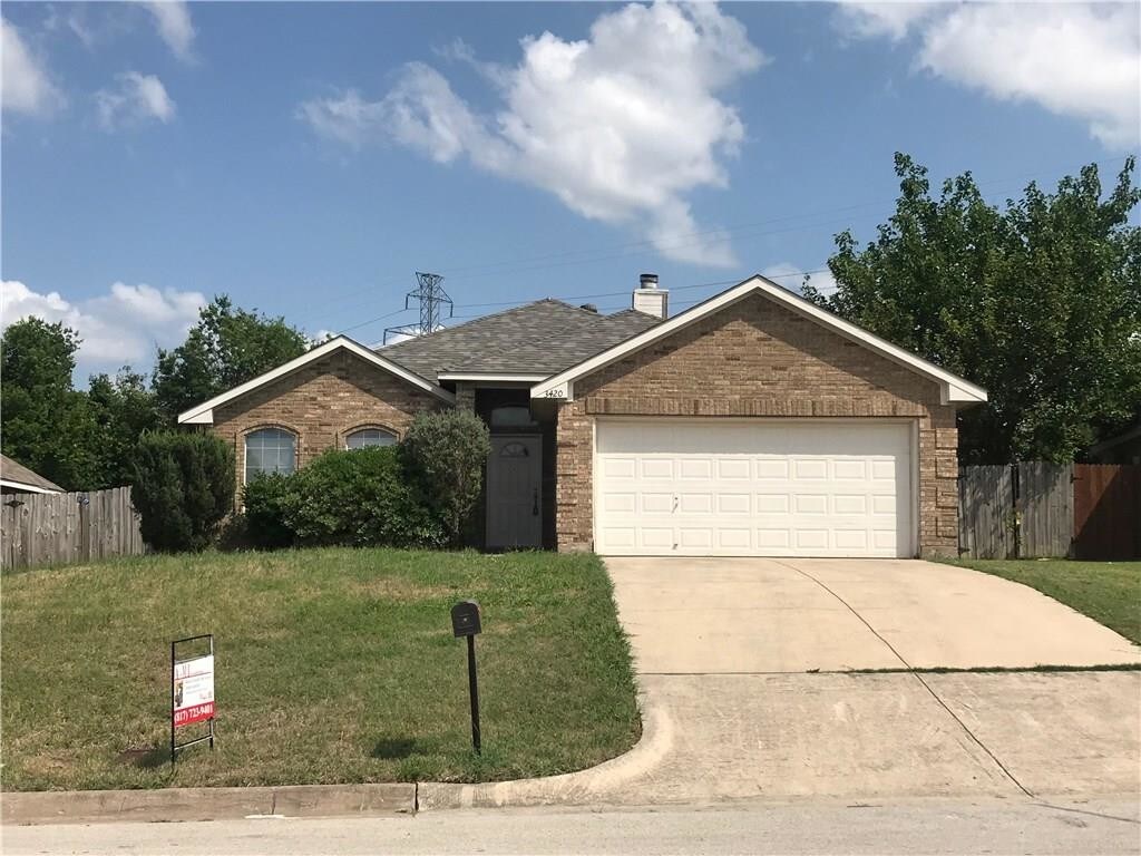 Primary Photo - 3420 Cobblestone Dr