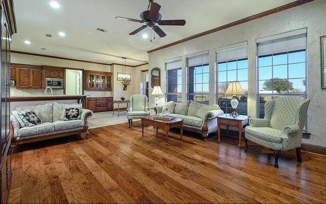 Foto del edificio - 15557 County Road 4052