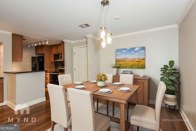 Foto del edificio - 1202 Pine Heights Dr NE