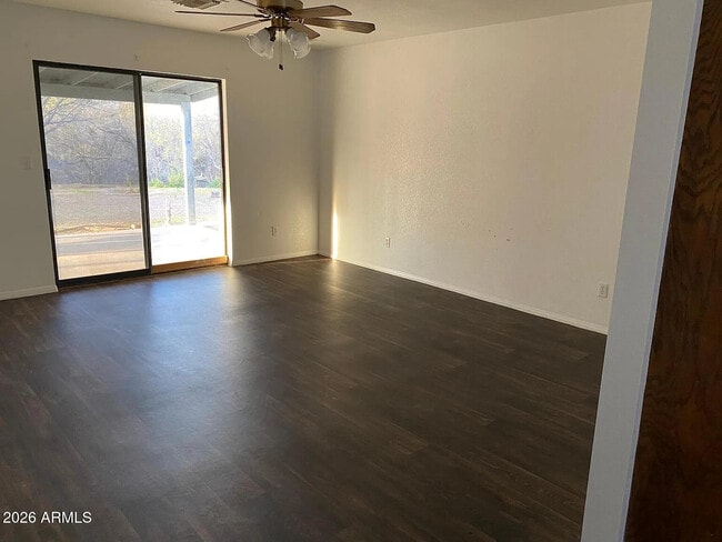 Building Photo - 450 N 335th Ave