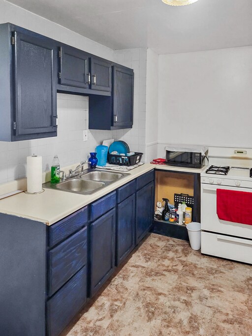 Foto del edificio - 9324 Grand Division Ave