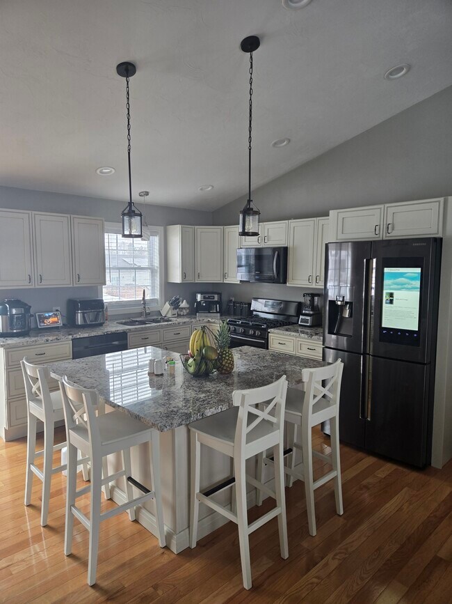 Foto del edificio - 182 Danielle Dr