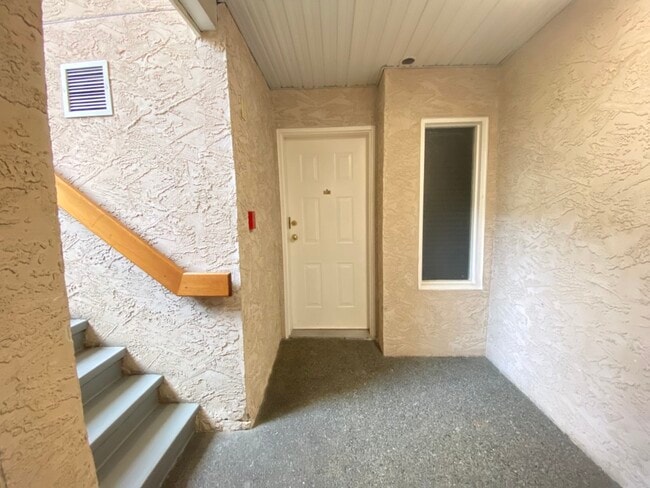 Building Photo - 315 Hecate St