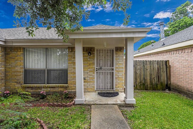 Foto del edificio - 13411 Creek Springs Dr
