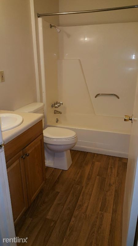 Foto del edificio - 2 br, 1 bath Apartment - 30 Patrick Drive