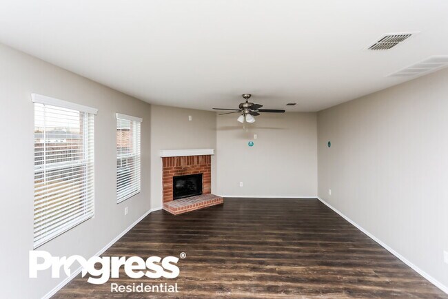 Foto del edificio - 1209 Hawthorne Ct