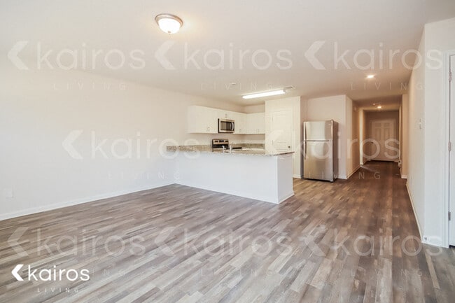 Foto del edificio - 15581 Briar Forest Dr