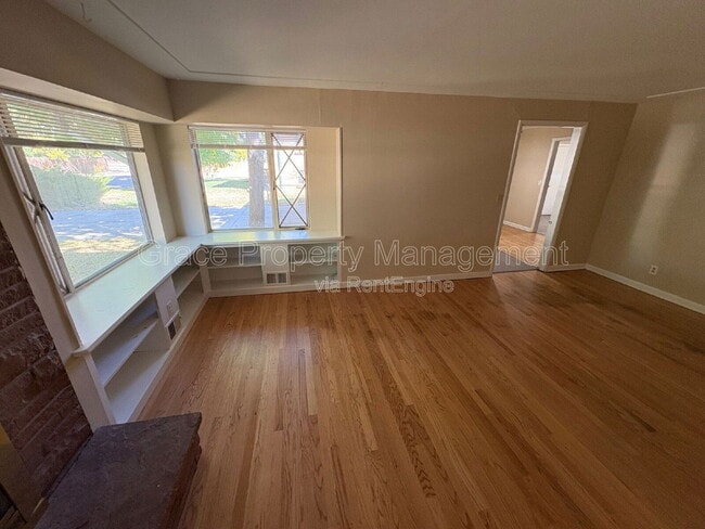 Foto del edificio - 520 S Otis St