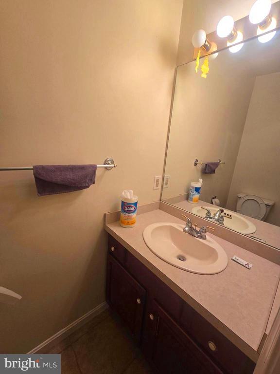 Building Photo - 471 Stonehedge Ln