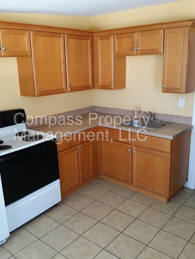 13 S Culvert St Unit b, Parkesburg, PA 19365 Apartment for Rent in