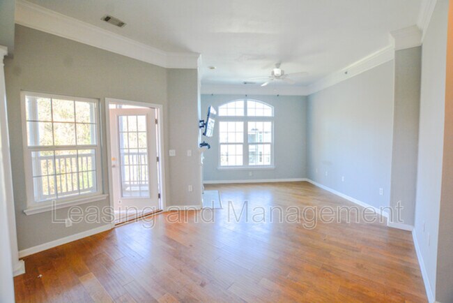 Foto del edificio - 1432 Telfair Way