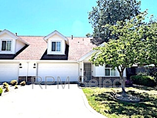 Foto del edificio - 4534 Whitney Ave