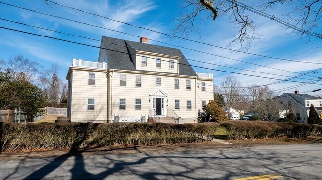 Foto del edificio - 118 Ruggles Ave