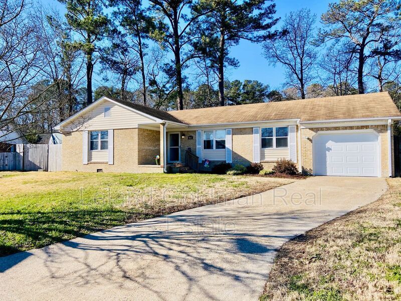 Foto principal - 945 Aspen Dr