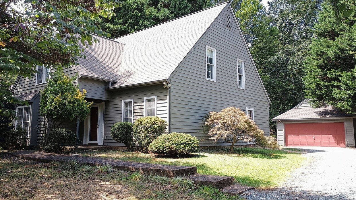 Primary Photo - 1556 Stoney Creek Dr