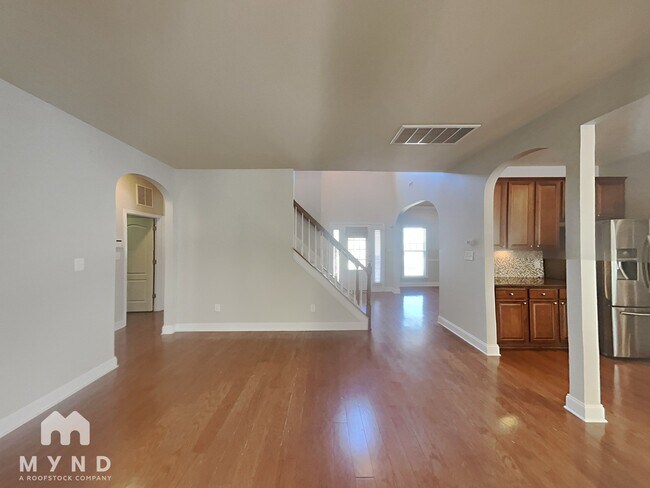 Foto del edificio - 1101 Forest Willow Ln