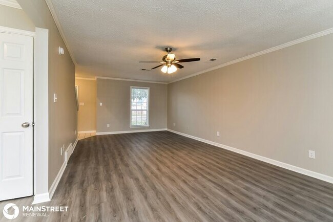 Building Photo - 4960 GRAND PINES DR, Memphis, TN 38125