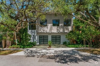 Building Photo - 3268 Gifford Ln