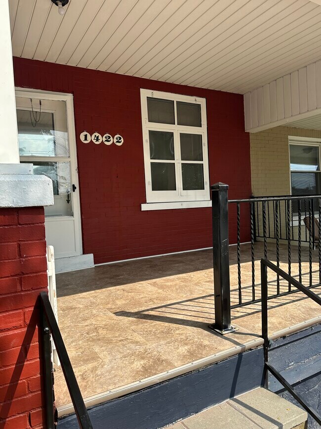 Building Photo - 1422 Hottle Ave