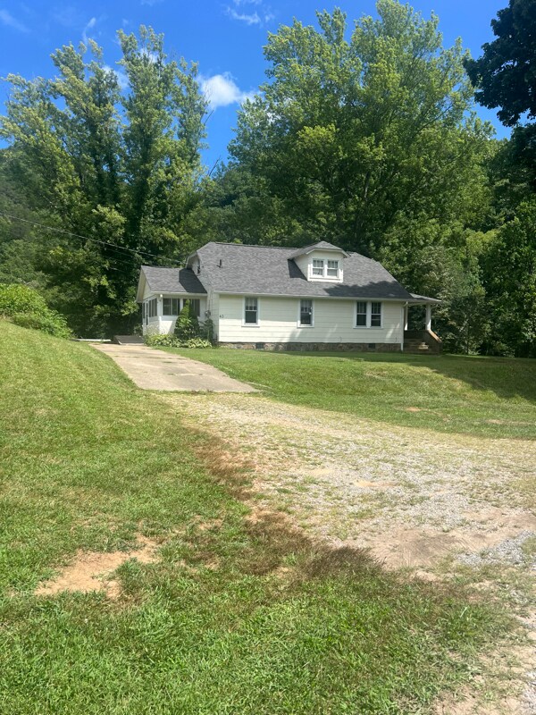 Foto del edificio - 62 Elm Tree Ln
